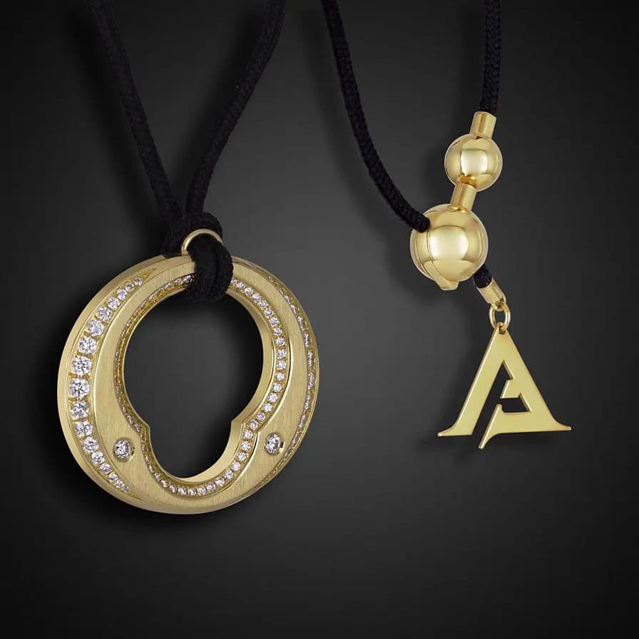 Pendant Gold